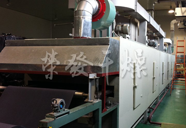 泰國客戶訂購榮發(fā)干燥帶式干燥機(jī)和熱風(fēng)干燥箱